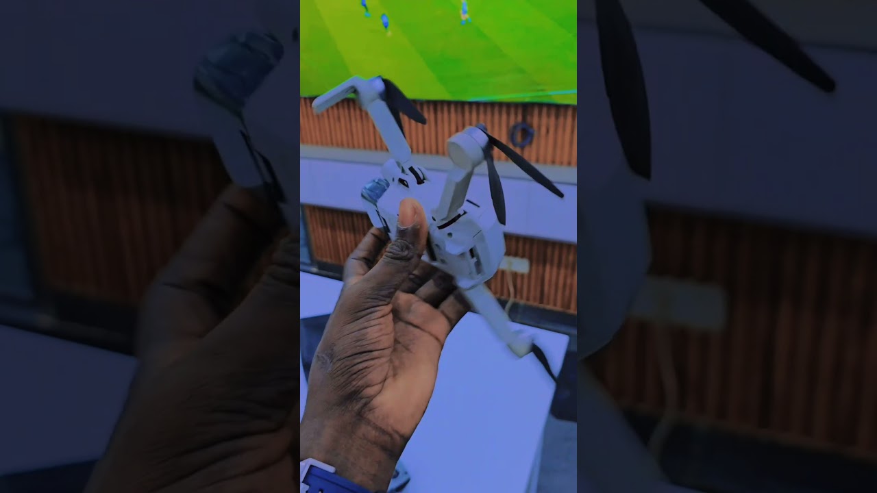 DJI Mini 2 – Ultraléger et Pliable Drone Quadcopter, 3 Axes Gimbal avec Caméra 4K, Photo