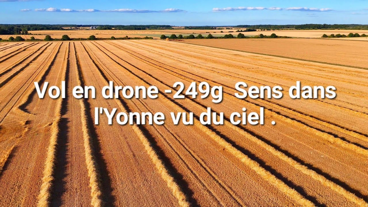 Vol en drone -249g Sens dans l’Yonne vue du ciel.